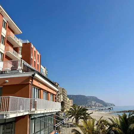 Sun & Διαμέρισμα