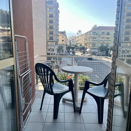 Sun & Apartment *